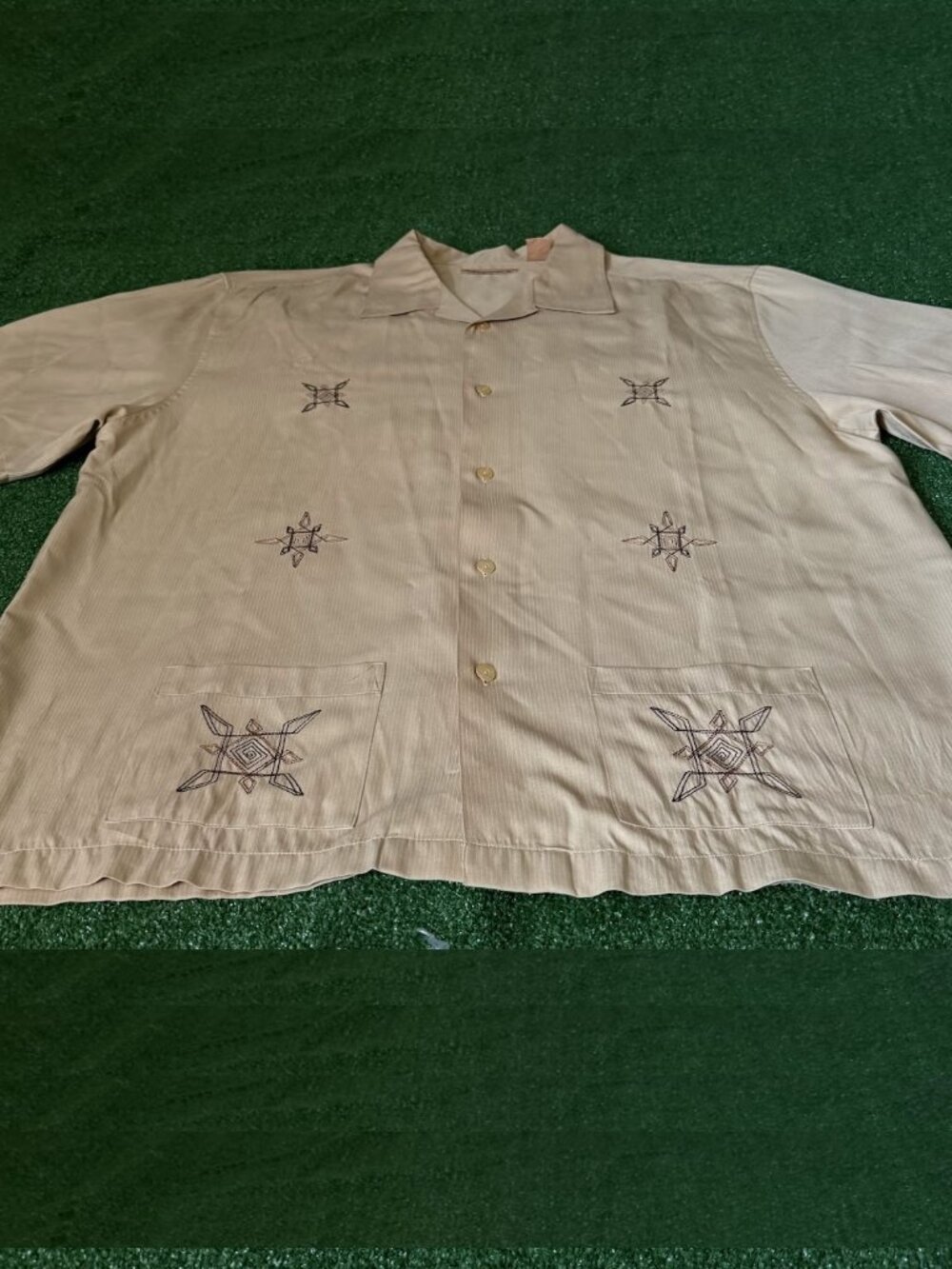 The Havanera Men's XL Mustard Yellow Guayabera Shirt Embroidered 2 Pocket